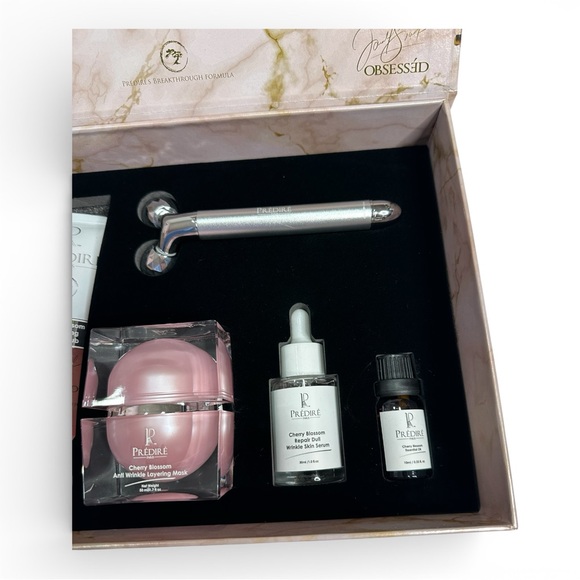 Cherry Blossom Anti Wrinkle Skin Care Collection - Picture 11 of 13